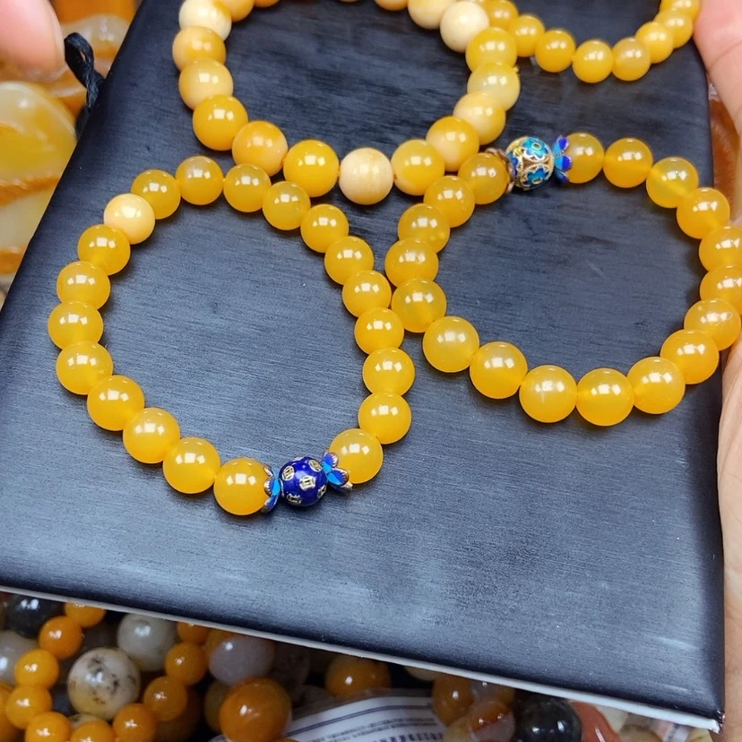 【闪购商品】石英质玉（黄龙玉）颈饰未镶嵌