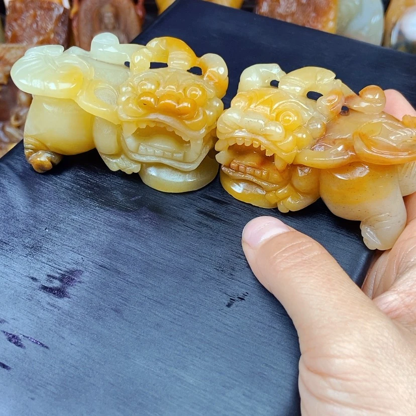 【闪购商品】石英质玉（黄龙玉）颈饰未镶嵌