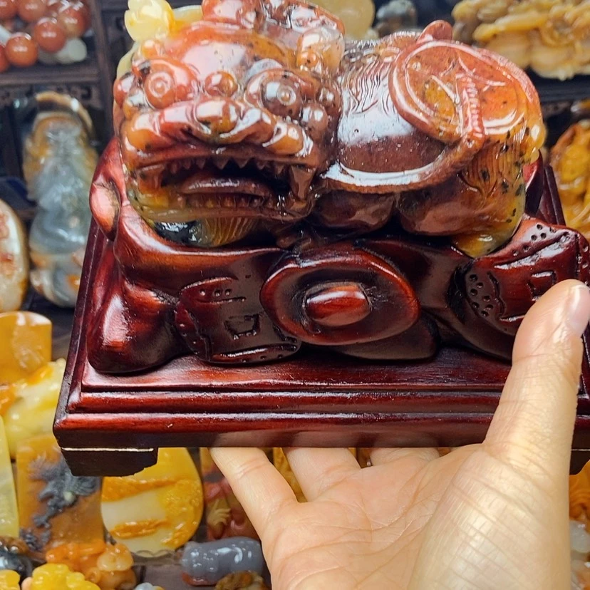【闪购商品】石英质玉(黄龙玉)颈饰未镶嵌