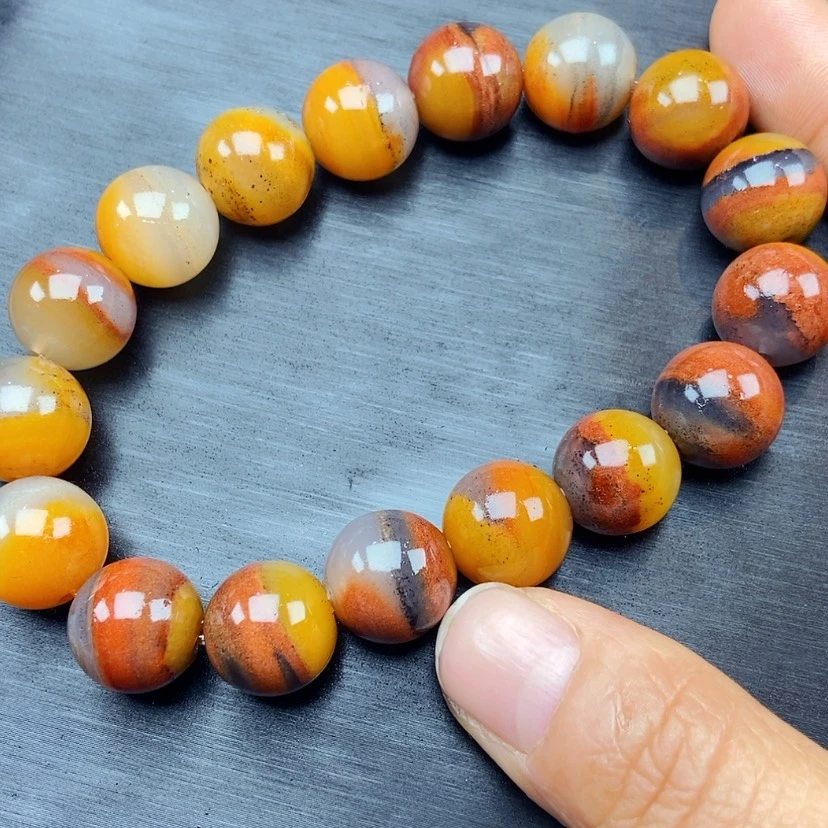 【闪购商品】石英质玉（黄龙玉）颈饰未镶嵌