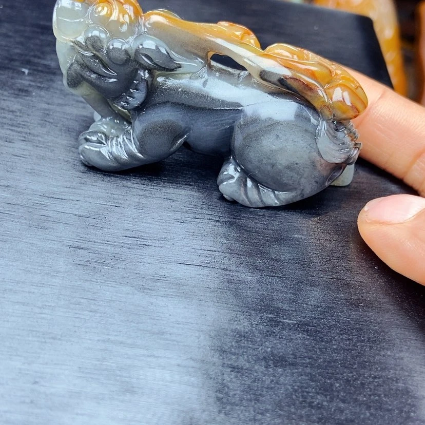 【闪购商品】石英质玉（黄龙玉）颈饰未镶嵌