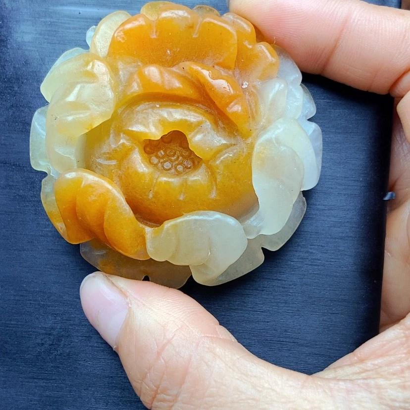 【闪购商品】石英质玉(黄龙玉)颈饰未镶嵌