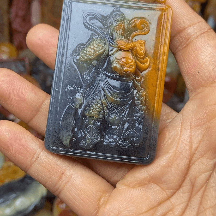 【闪购商品】石英质玉（黄龙玉）颈饰未镶嵌