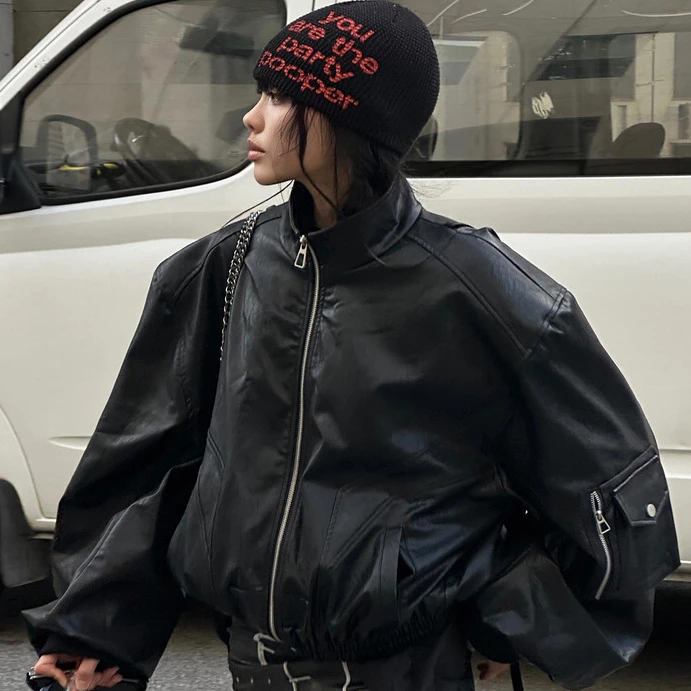 韩好甜WARDEN EDGE 暗影独行 黑色机车皮衣辣妹宽松廓形立领上衣