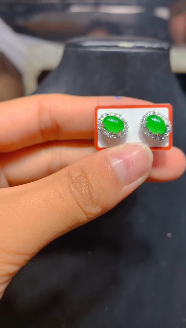 【闪购商品】定制翡翠未镶嵌60定制翡翠.多样性发货(发其一)