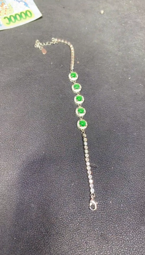 【闪购商品】定制翡翠未镶嵌98定制翡翠.多样性发货（发其一）