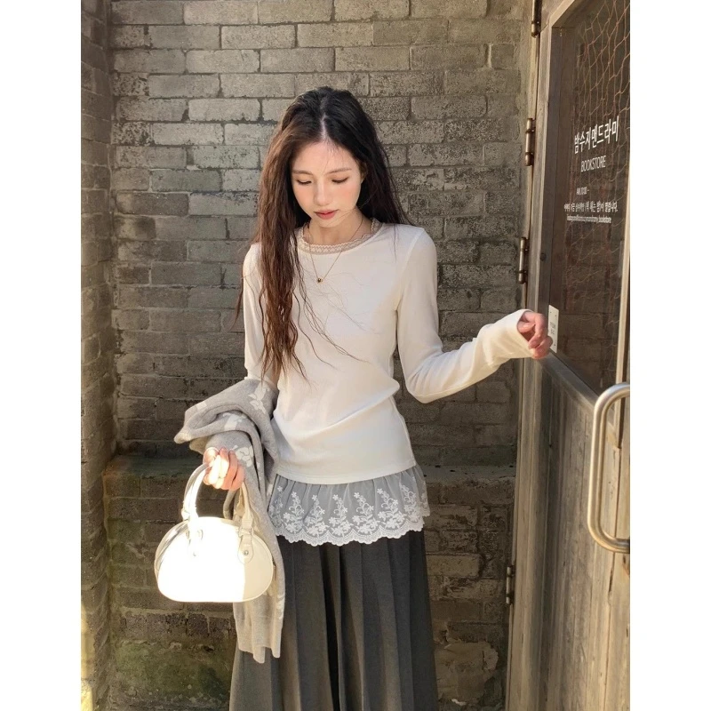 法式纯欲蕾丝边拼接德绒上衣女秋冬新款修身显瘦时尚洋气百搭T恤