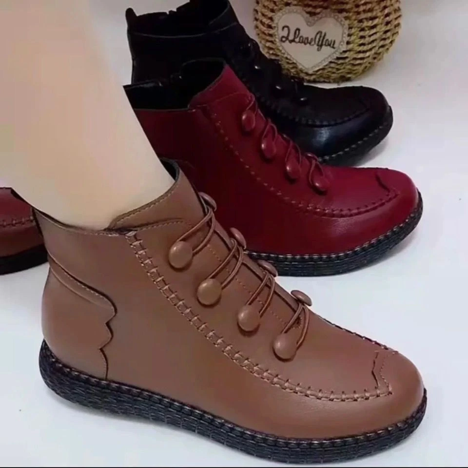 冬季新款妈妈鞋加绒棉鞋保暖马丁靴软底短靴加厚中老年女鞋35到43