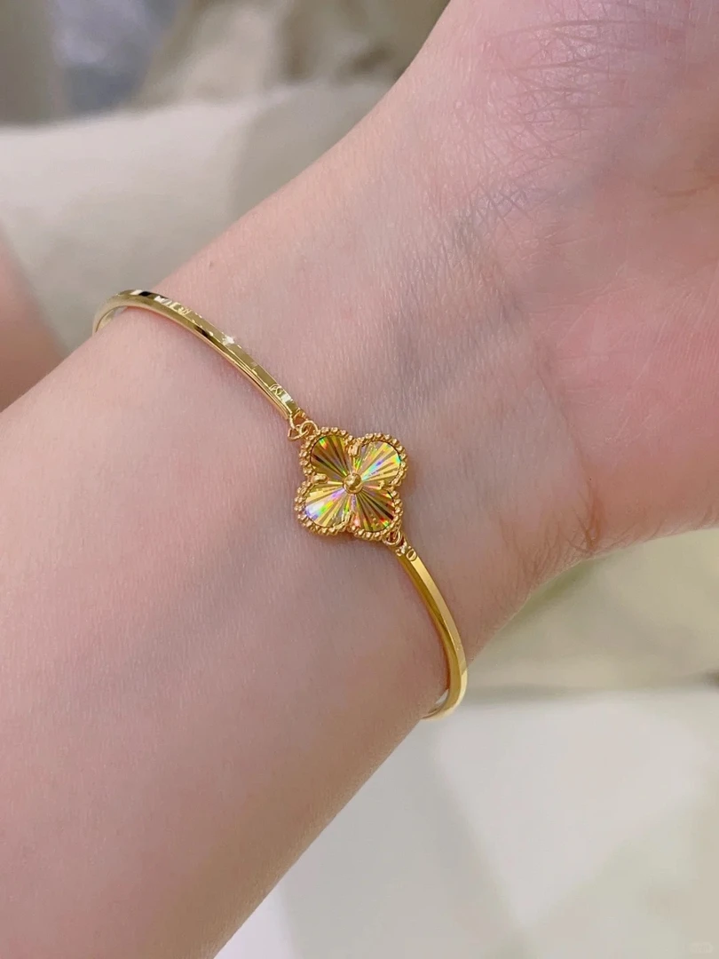 钛钢手链 五花时尚百搭气质简约精美半镯设计感手链