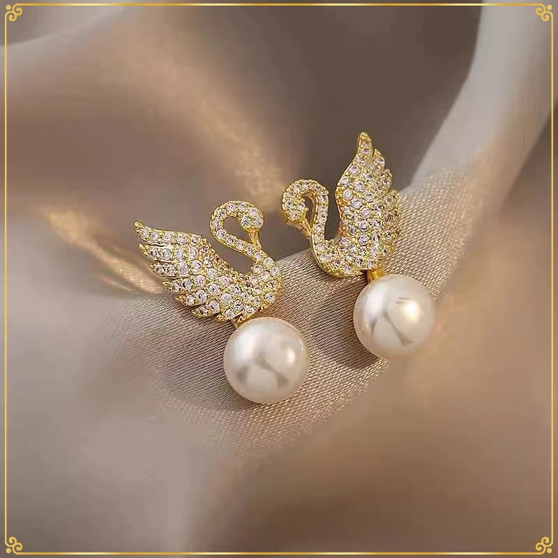 送妈妈耳环轻奢耳饰时尚甜美气质精致小巧小天鹅耳钉