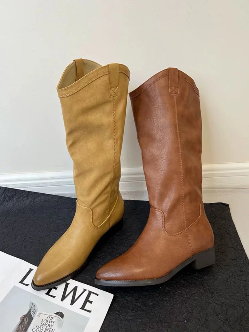 8006A新款复古尖头V口粗跟中筒长靴