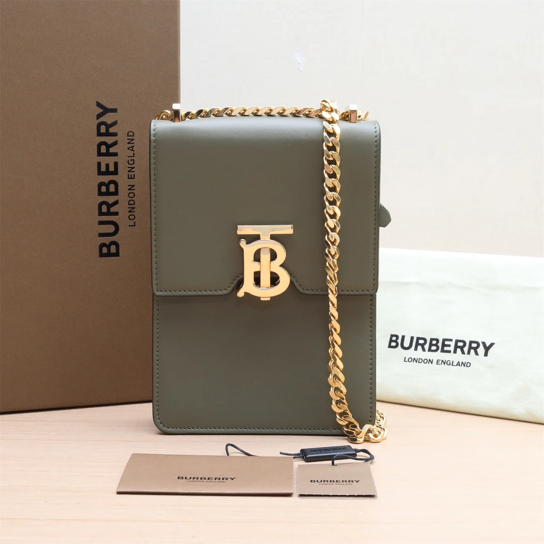 99新 BURBERRY/博柏利  锁扣斜挎包 薄荷绿 皮革C P234553073