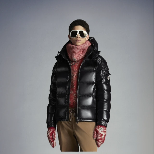 全新未使用 MONCLER MAYA 短款羽绒服羽绒尼龙聚酯纤维 TP006283