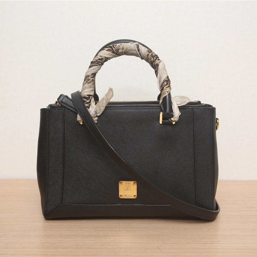 99新 MCM 斜跨包 P202977400