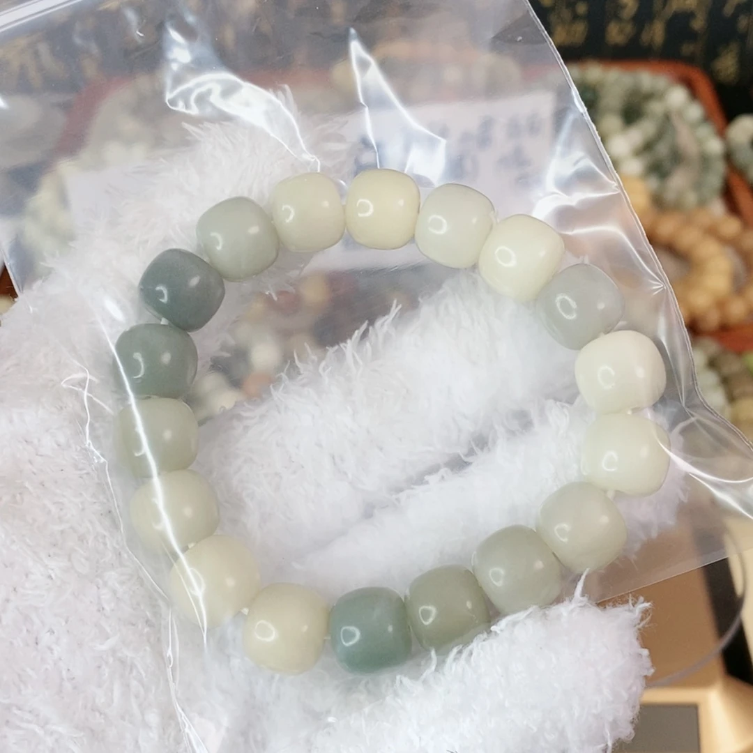 【闪购商品】菩提根/象牙果吊坠l**z