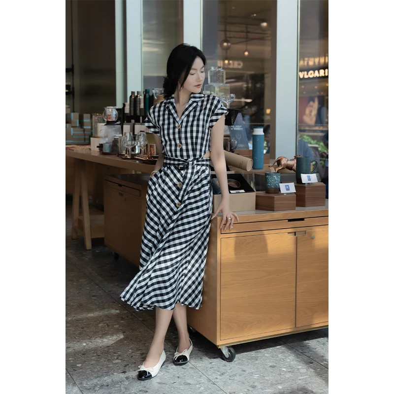 云澈服饰L2024-029气质时尚休闲夏季经典黑白格纹收腰连衣裙显瘦