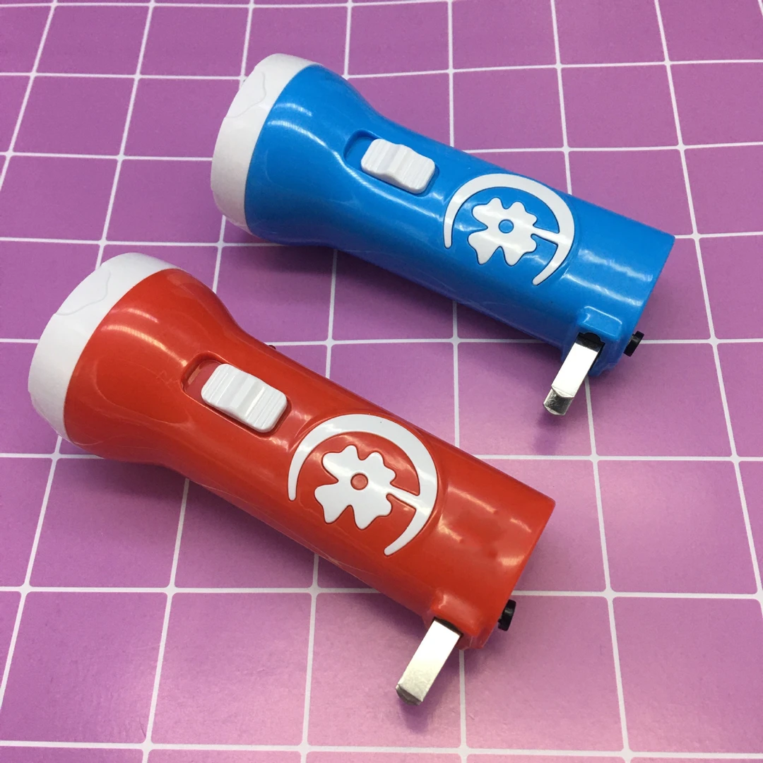 拉萨发货西藏包邮拍1发2LED便携可爱充电小手电筒家用手持式