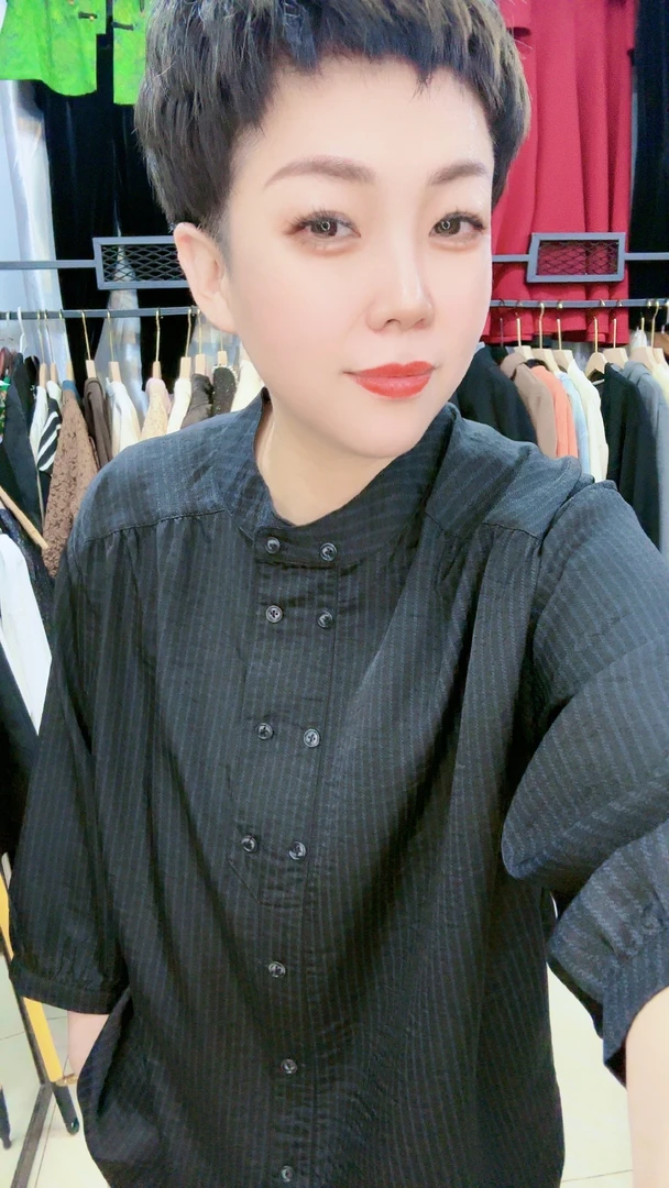 热卖款条纹七分袖洋气衬衫～120斤～180斤左右