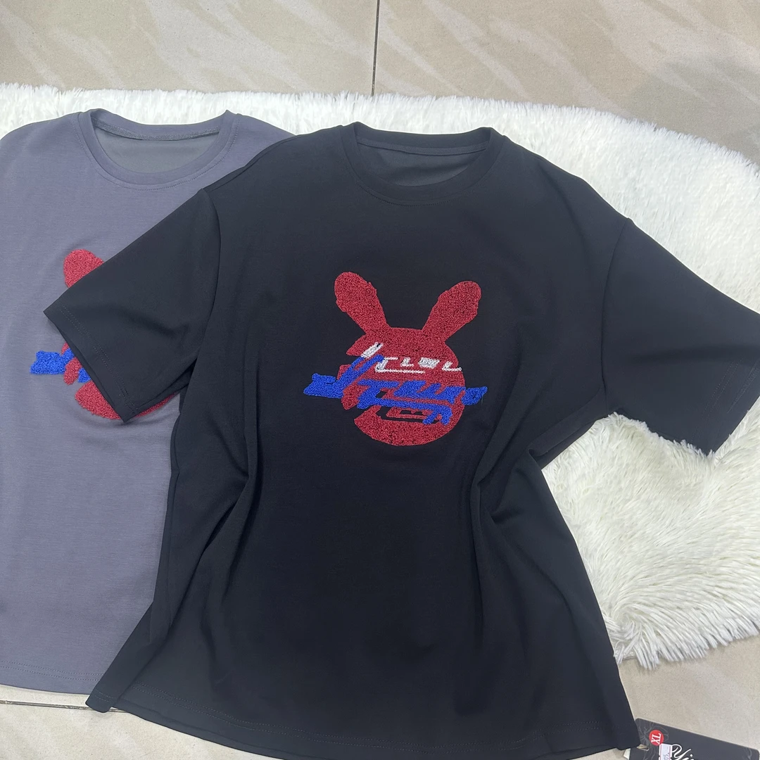 圆领宽松款空气棉大衫120-165斤左右