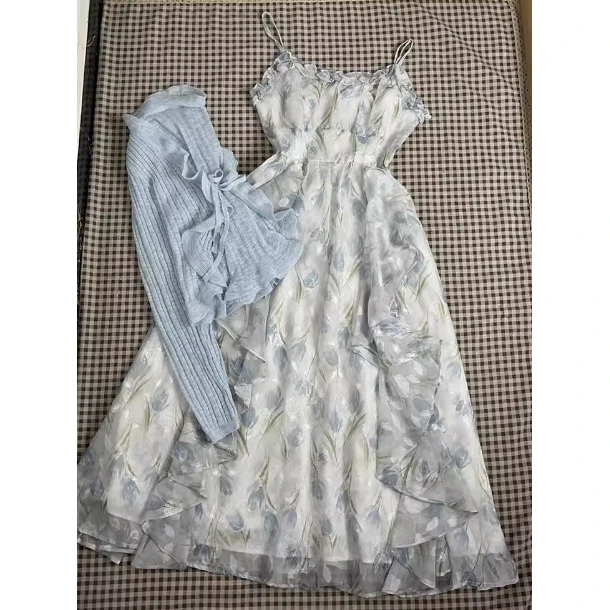 茶歇法式温柔风荷叶边碎花吊带连衣裙女夏季防晒针织开衫两件套装