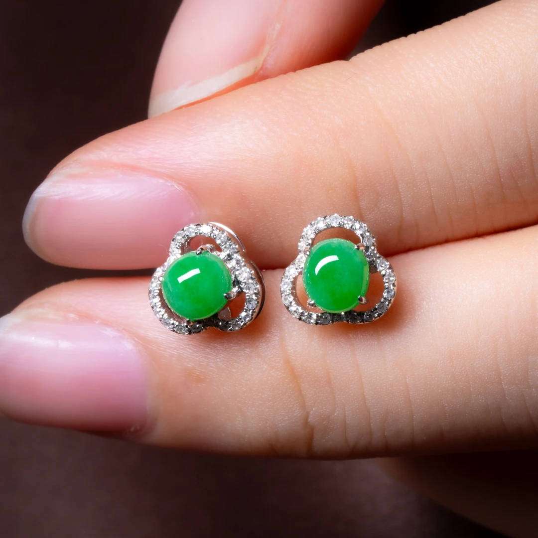 阳绿翡翠蛋面耳钉 天然翡翠A货 18K金钻石 气质时尚精美