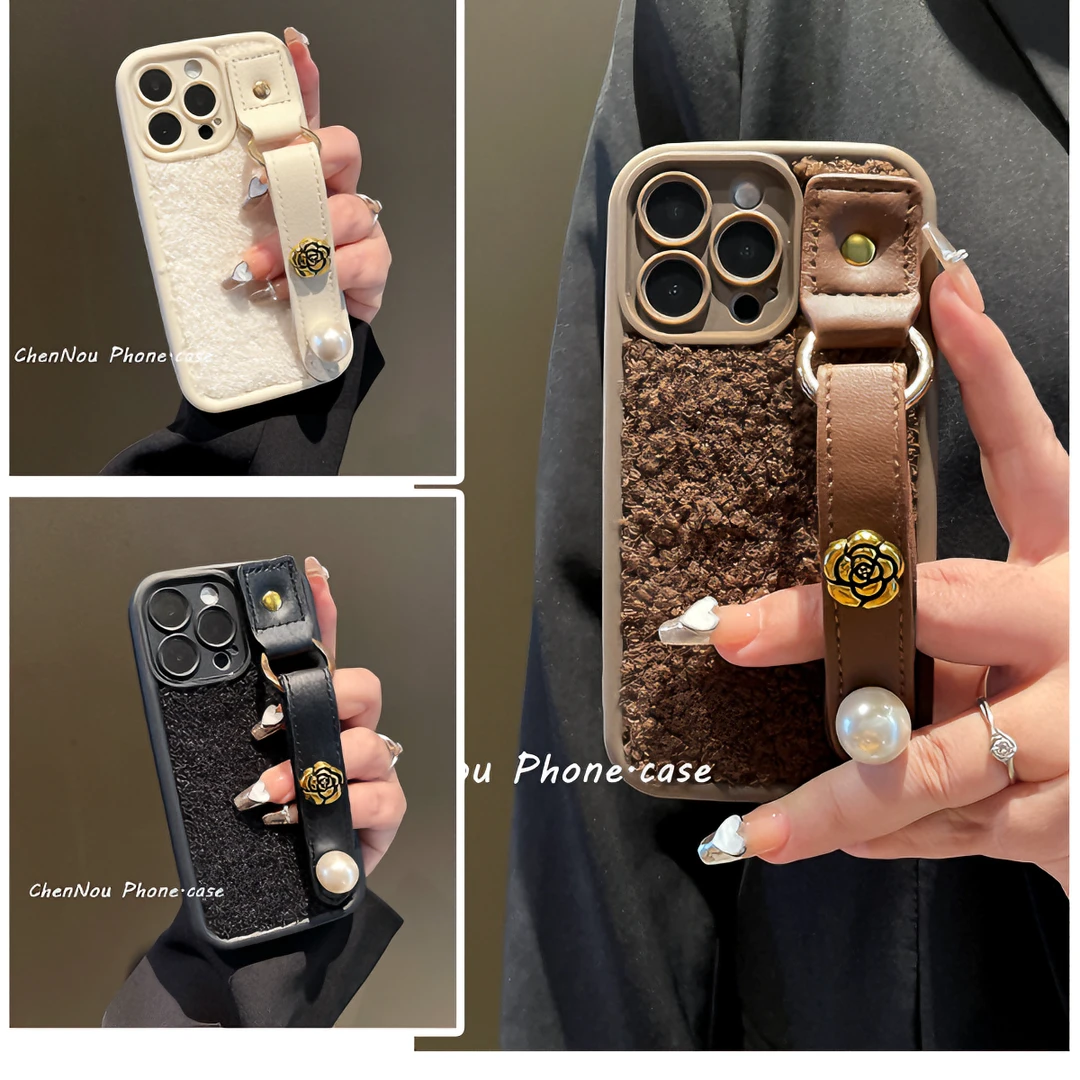 苹果/华为荣耀oppo/vivo小米手机壳秋冬毛绒15山茶花手腕带防摔女