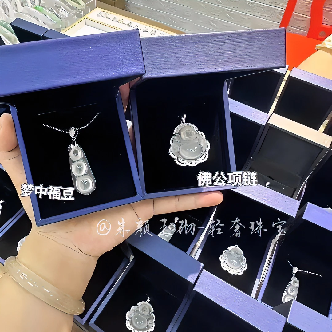 天然高档玉佩佛公吊坠高冰福豆玉髓项链电镀s925银送女朋友礼物