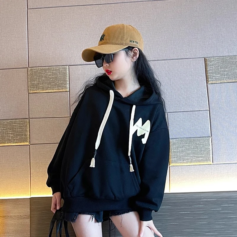 女童卫衣春秋款2024新款儿童黑色连帽上衣女大童秋装潮酷穿搭衣服