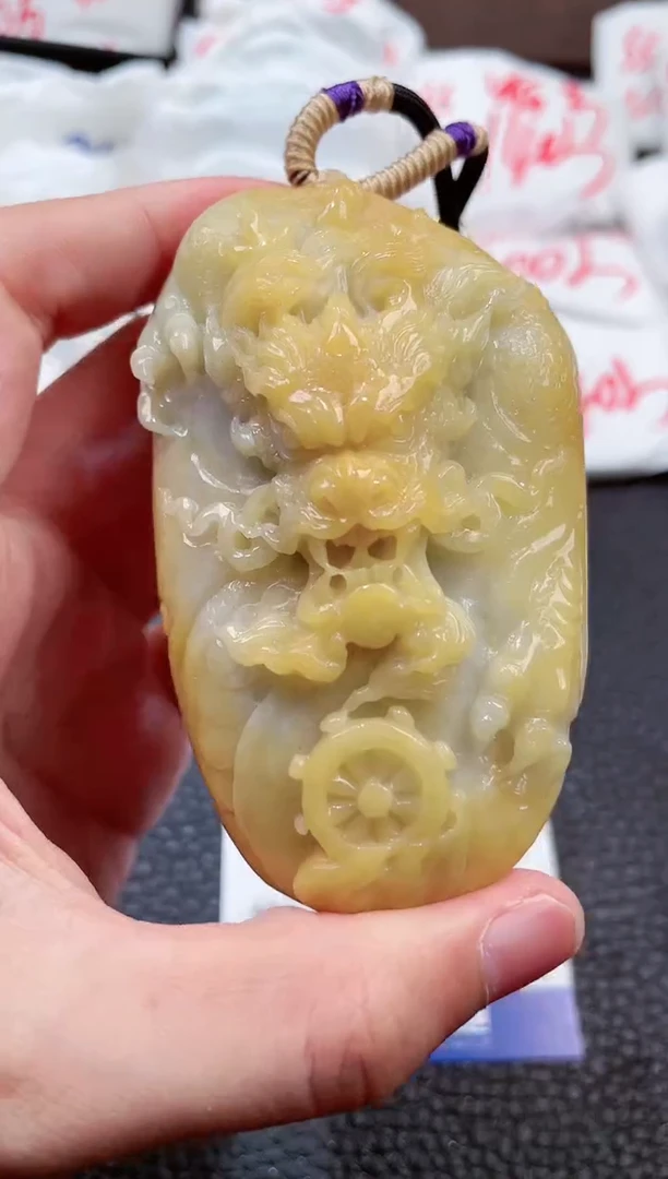 【闪购商品】翡翠颈饰未镶嵌00007462