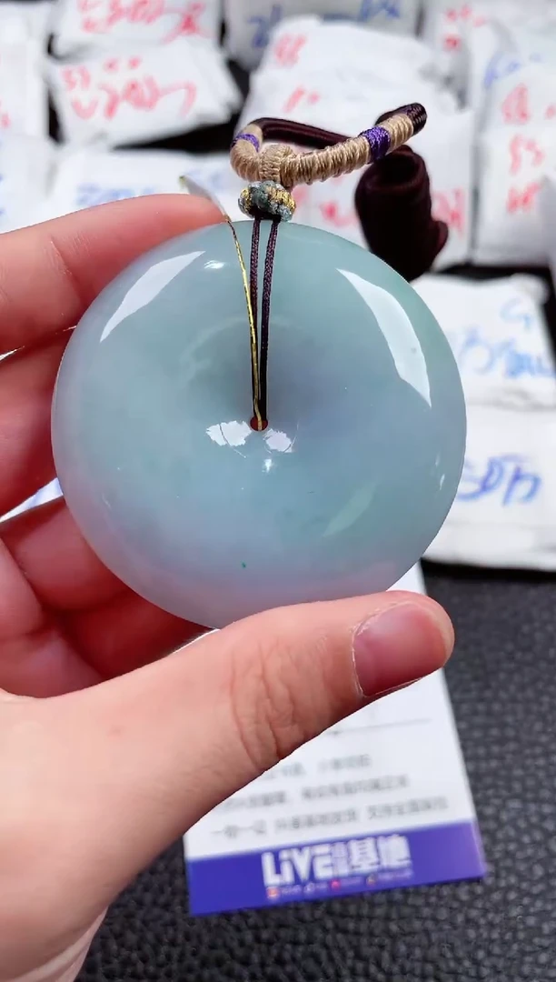 【闪购商品】翡翠颈饰未镶嵌00008217