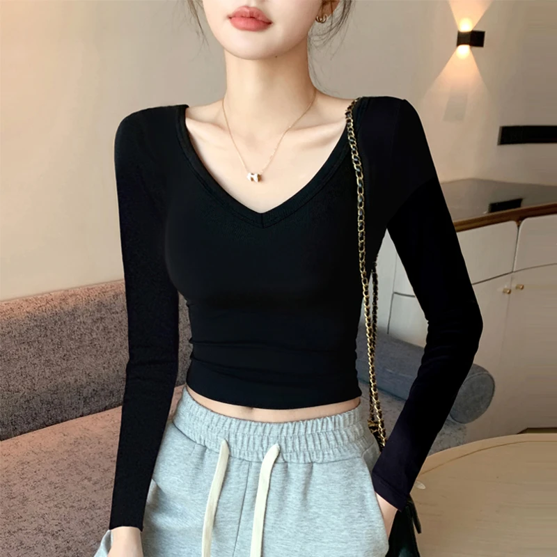JS早秋黑色V领长袖T恤女高腰短款打底衫内搭外穿露脐紧身上衣潮A5