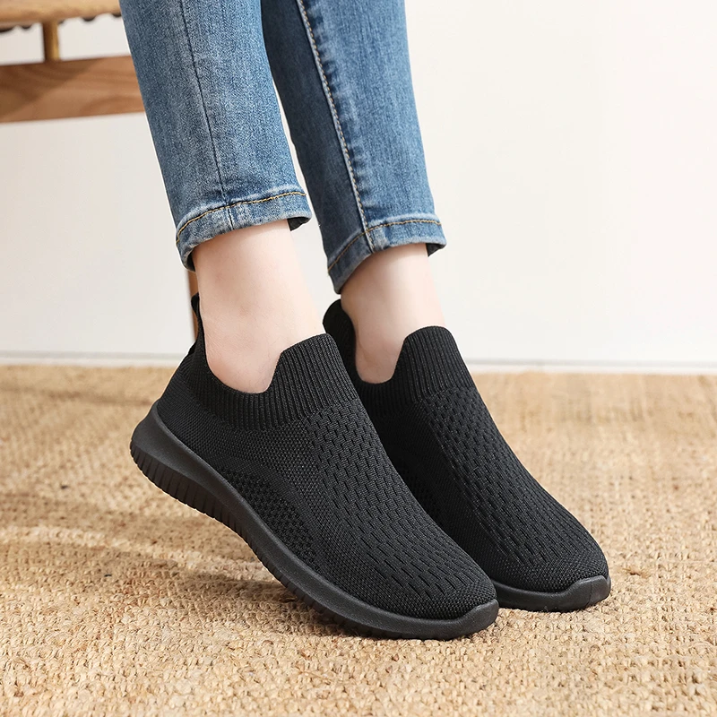 2024年秋季新款一脚蹬懒人鞋低帮透气休闲鞋韩版飞织老北京布鞋女
