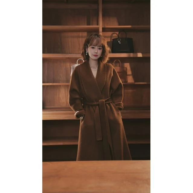 2024秋冬浴袍轻奢时尚大衣-551025   晚晚长款羊毛大衣
