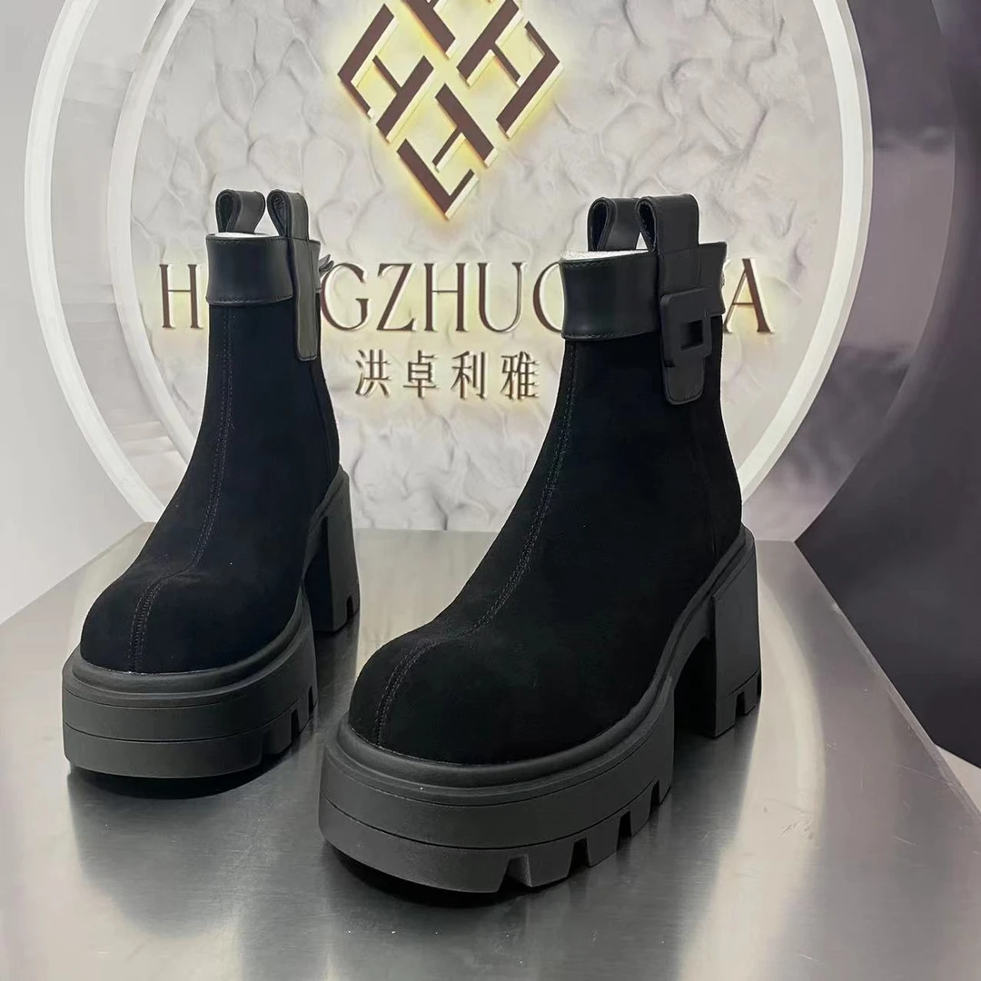 7007-1新款2023冬季精品百搭潮流马丁靴中筒烟筒黑色女士秋冬