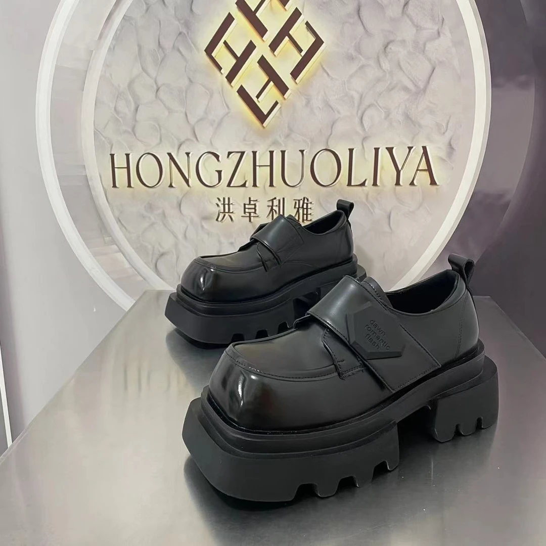 2358-23春夏2024厚底乐福鞋学院风小皮鞋圆头百搭单鞋白色