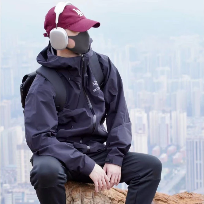 ARC'TERYX/始祖鸟Beta LT 春秋户外运动防风防水硬壳冲锋衣 男款