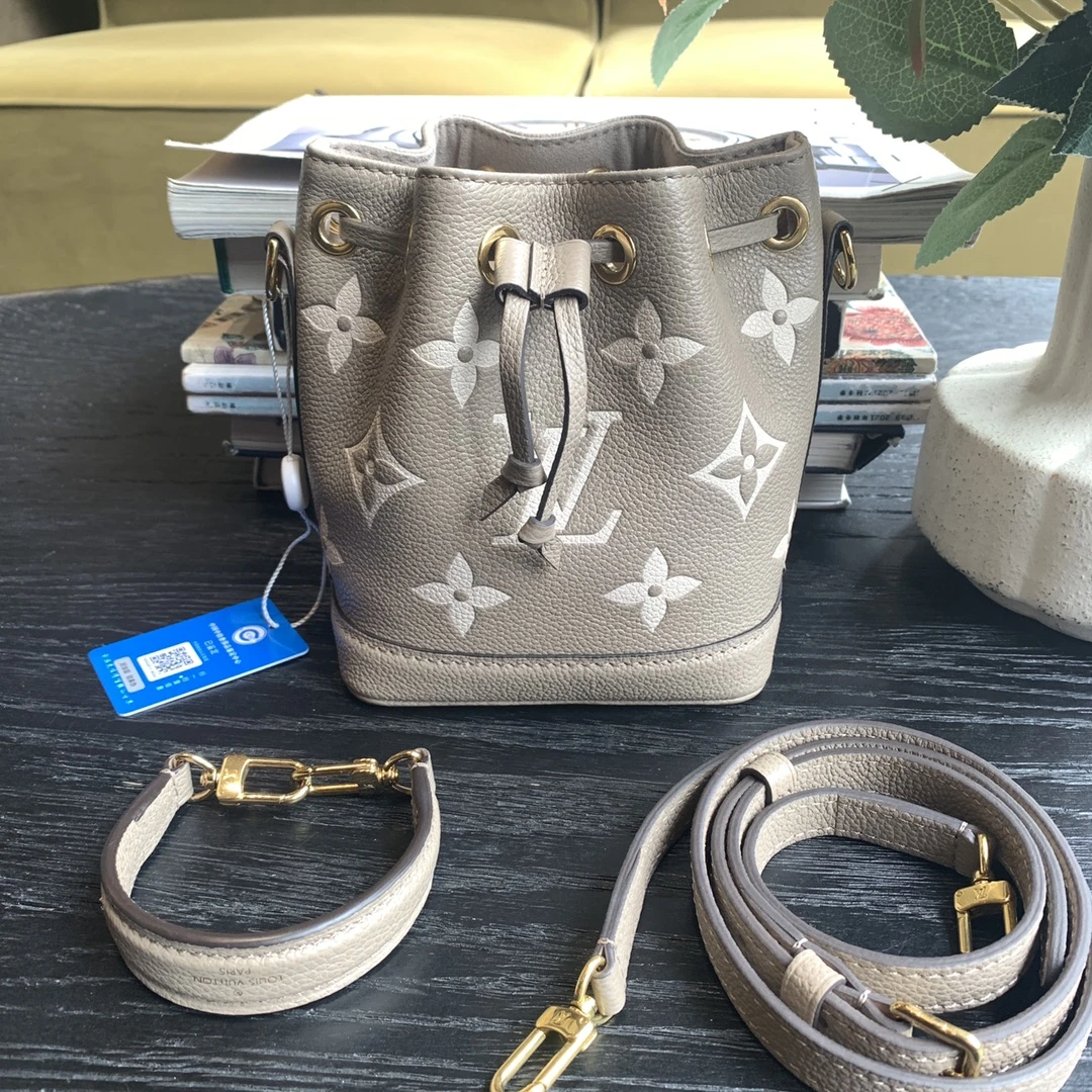 99新 LouisVuitton/路易威登 芯片水桶包NANO NOE大象灰/sp21148