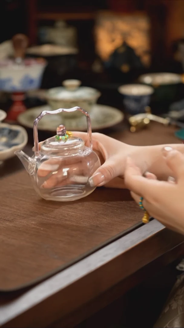 【闪购商品】海浪小提梁粉把壶