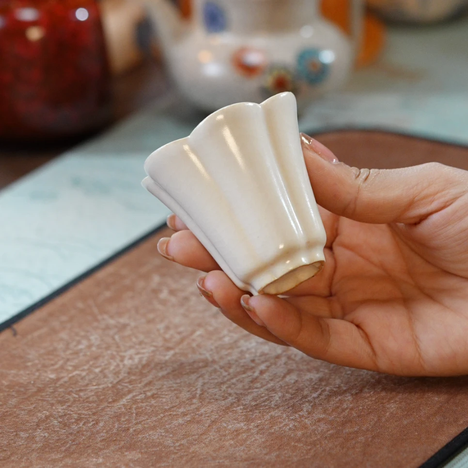 [刷刷专属]霖松堂白陶泥开片葫芦杯花瓣杯40cc主人杯家用茶杯