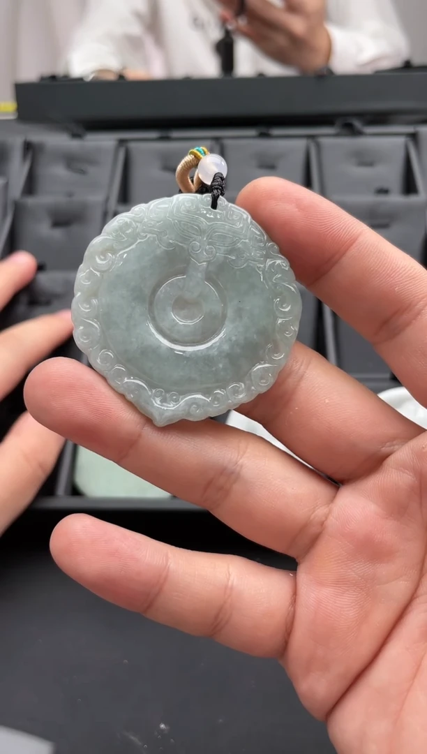 【闪购商品】翡翠颈饰未镶嵌....11/4/39