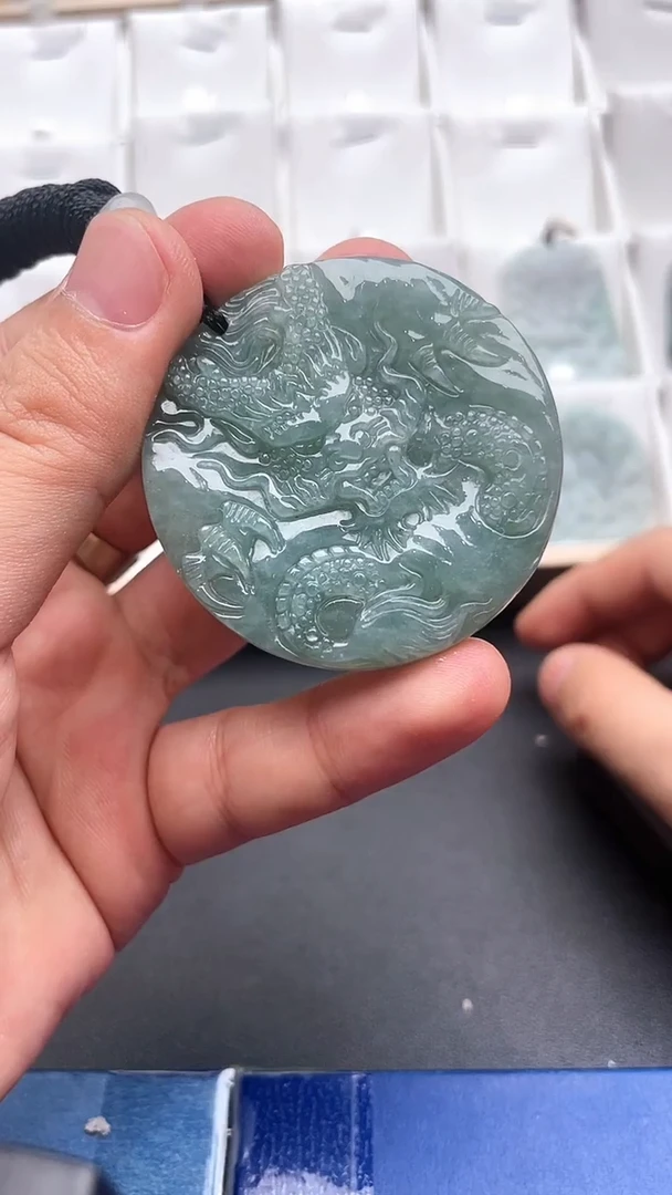 【闪购商品】翡翠颈饰未镶嵌....9/27/61