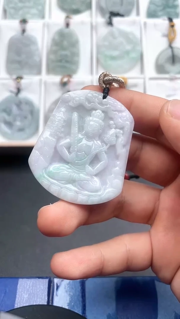 【闪购商品】翡翠颈饰未镶嵌....10/6/05