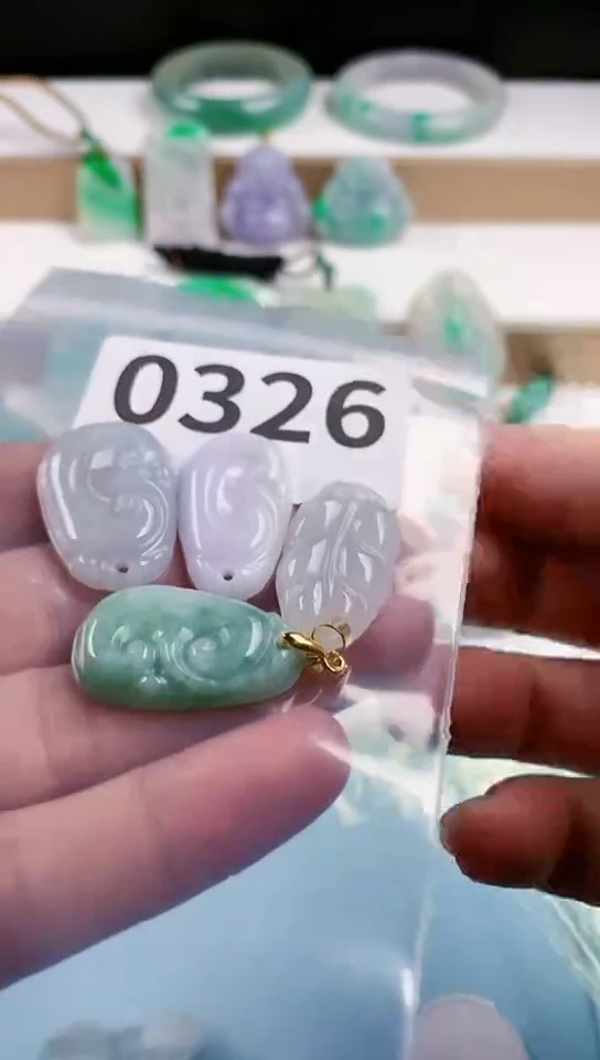 【闪购商品】翡翠颈饰未镶嵌天然翡翠吊坠挂件