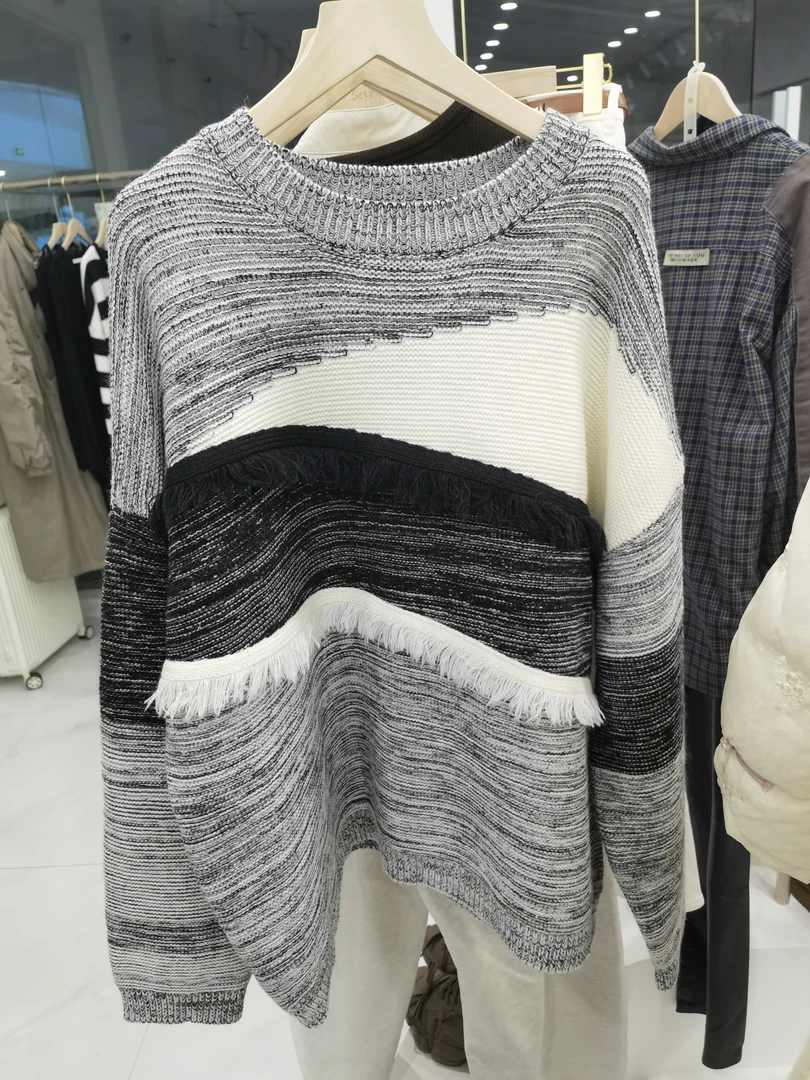 1357260 女装上衣