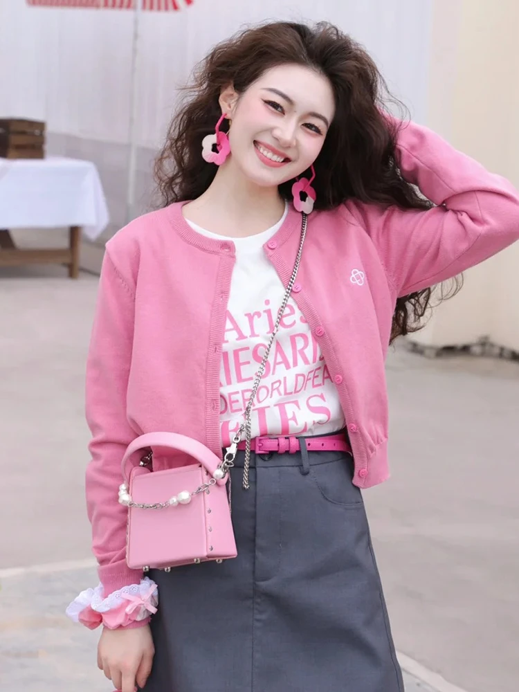 法式温柔风粉色圆领针织开衫外套女早春穿搭修身短款长袖chic上衣