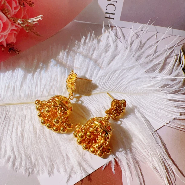 足金999黄金5D无氰时尚硬金复古宫铃耳针16.63
