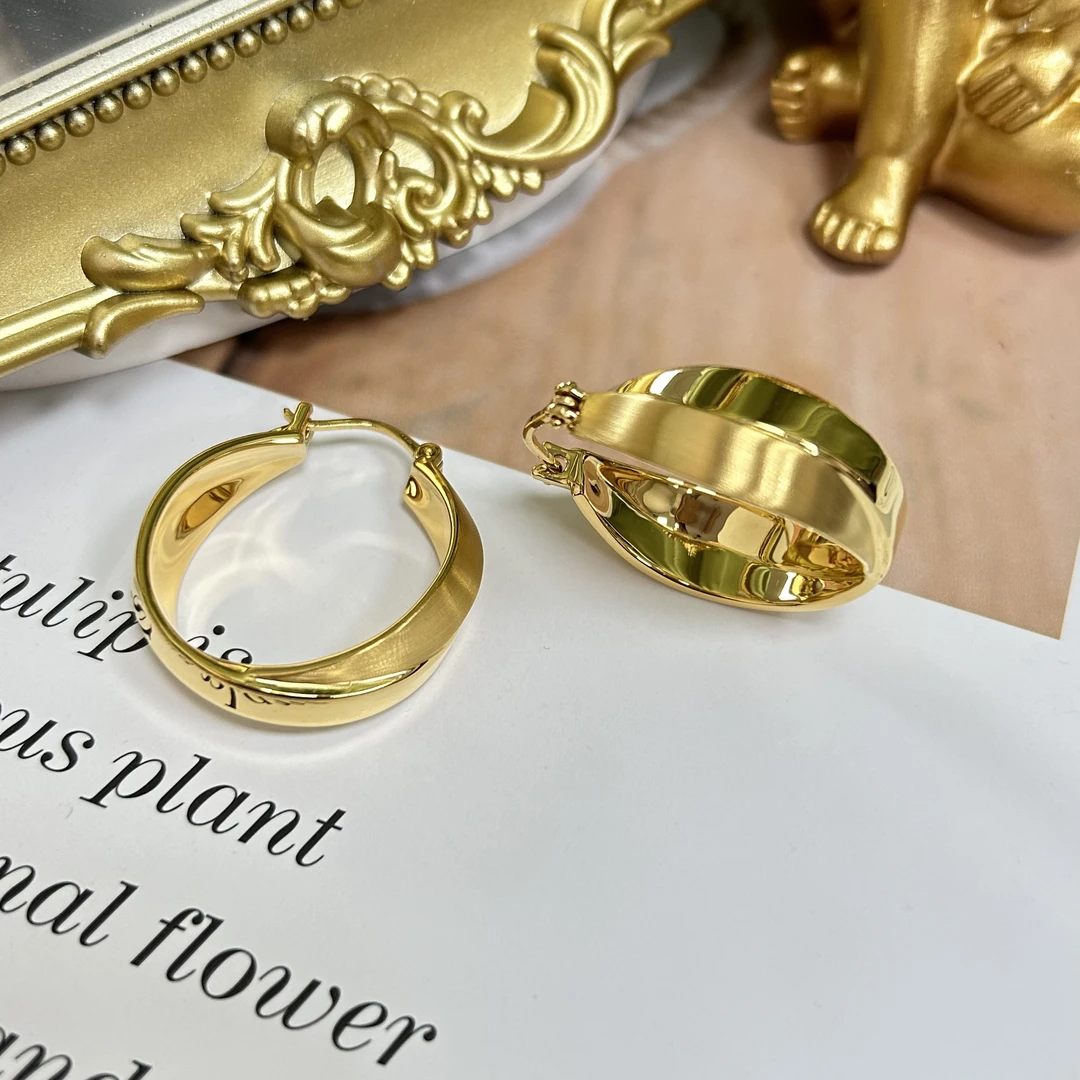 足金999黄金5D无氰时尚硬金气质个性百搭耳扣8.53