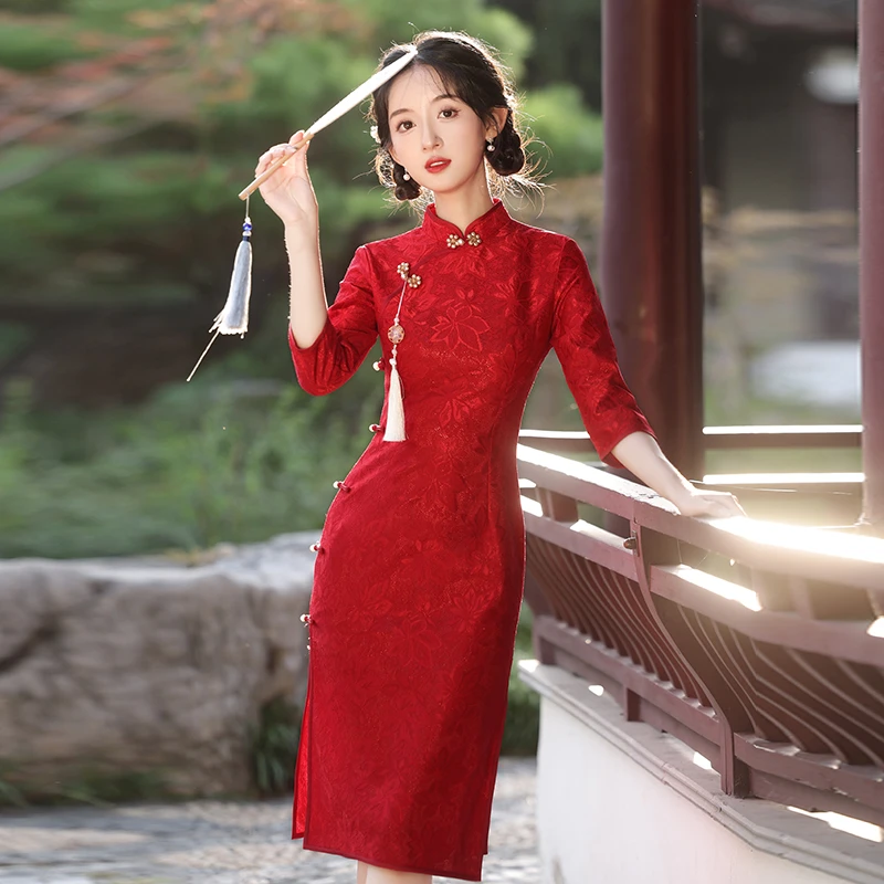 新中式改良版旗袍2023新款红色结婚日常可穿连衣裙年轻款少女秋冬