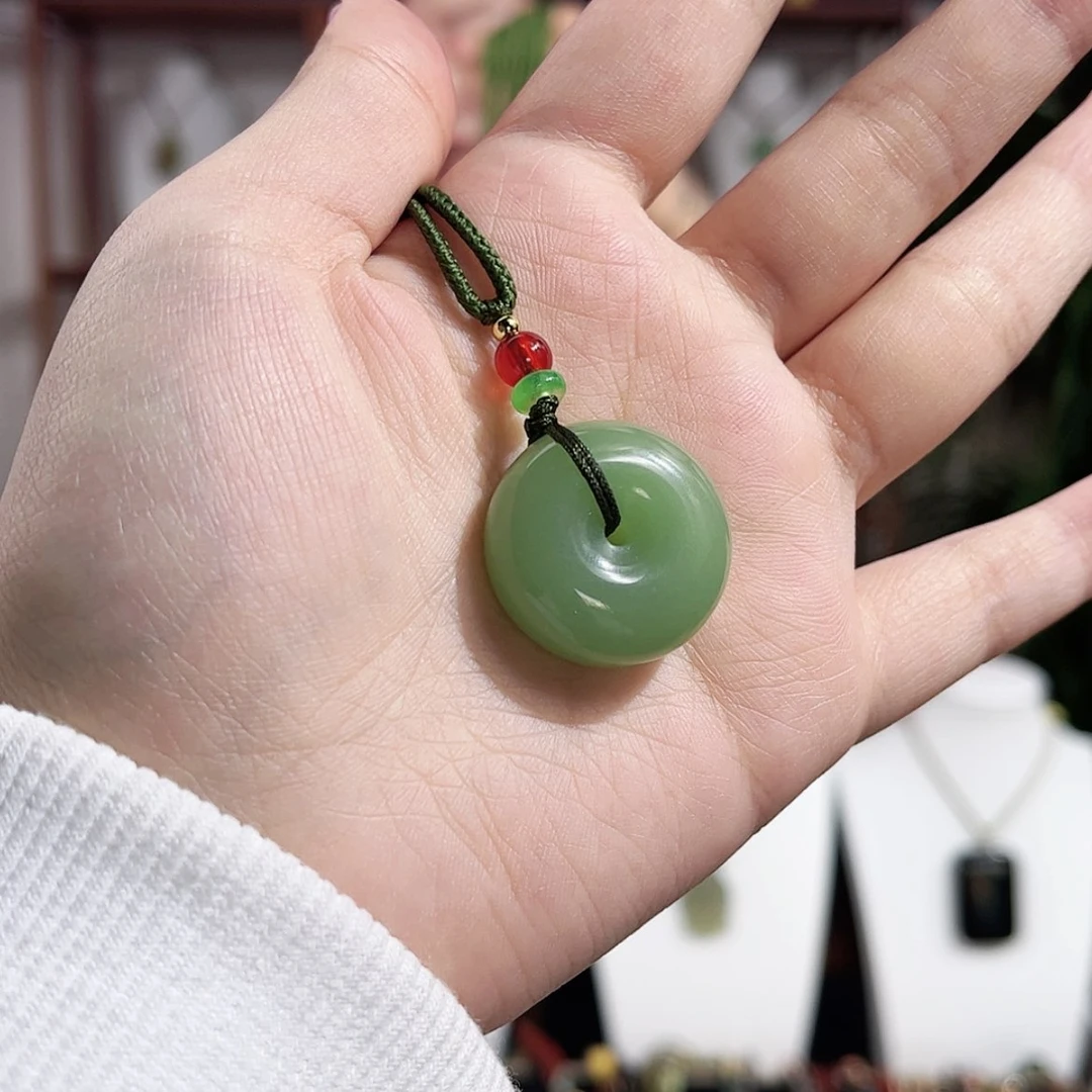 【闪购商品】岫玉颈饰未镶嵌