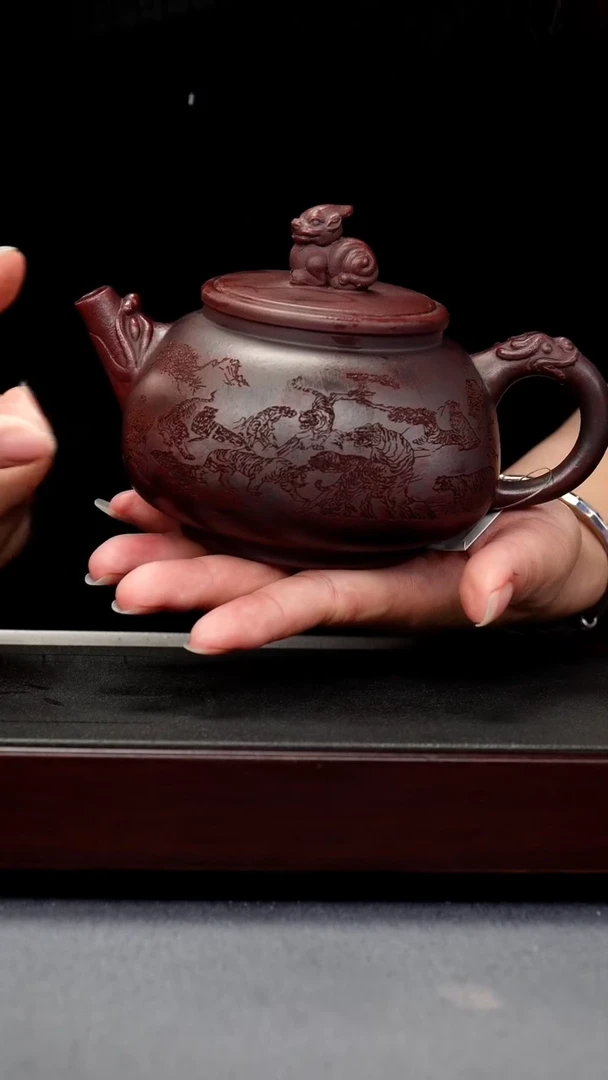 【闪购商品】紫砂茶壶铁血红砂 混四方石瓢 兽钮